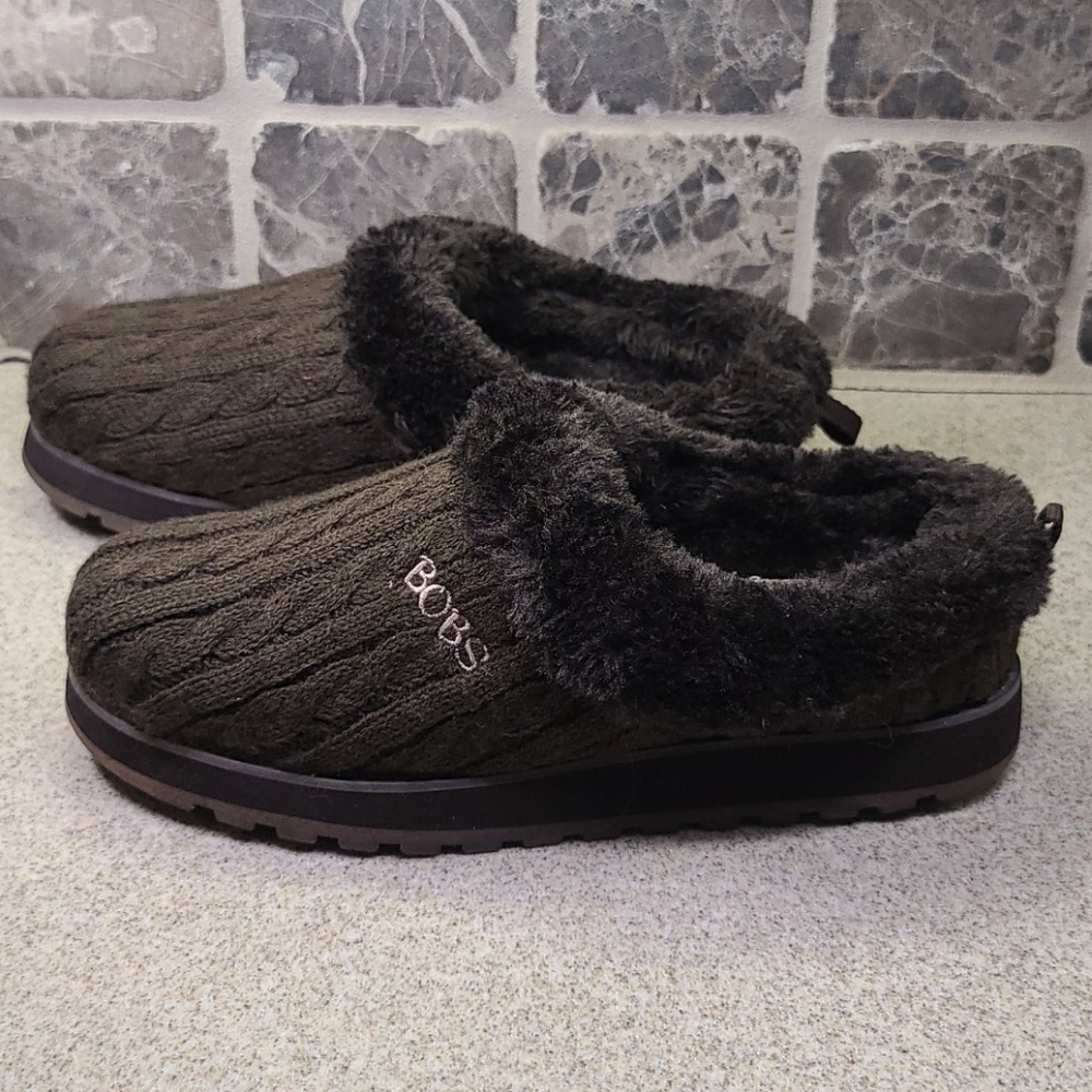 SKECKERS BOB'S HOUSE SHOES 👞SIZE 6 / 7 Dark Brown - Picture 1 of 16